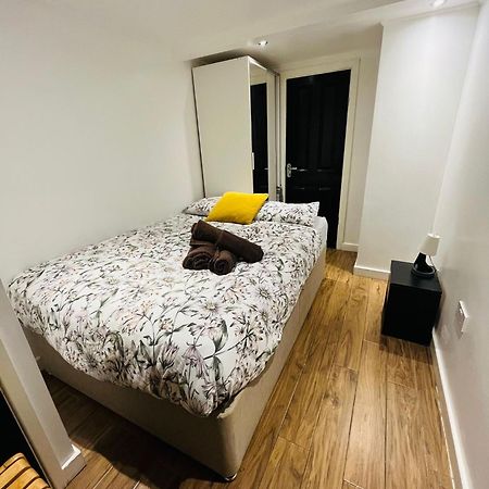 Exclusive Private One Bedroom Suite London Exterior photo